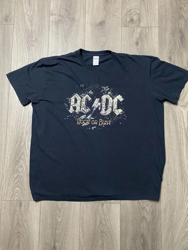 Rock bust band - ac/dc,