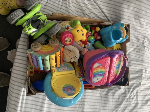 Large toy bundle job lot - toy,