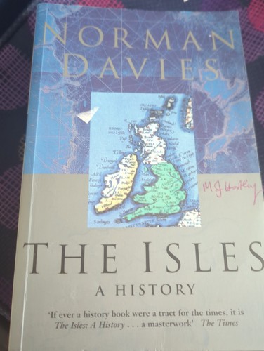 The isles history by norman - a,