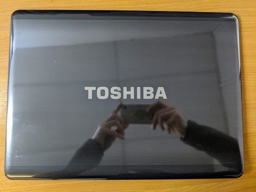 Toshiba satellite p300 - satellite,