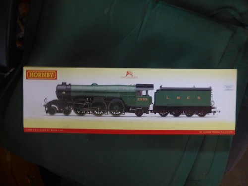Hornby r3132 book - r3132, law