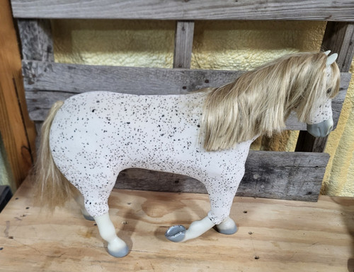 American girl doll - saige, horse