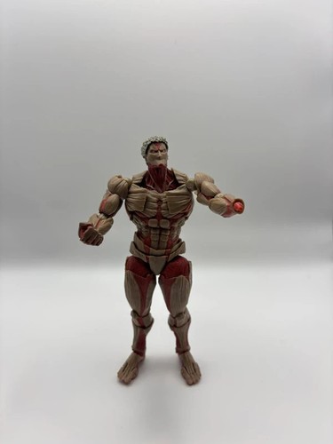 Attack titan armored - attack,