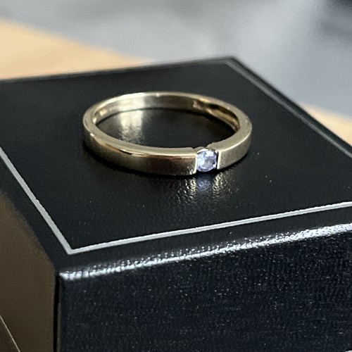 Size 9 carat gold - -,