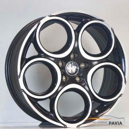 Original alfa romeo alloy - romeo,