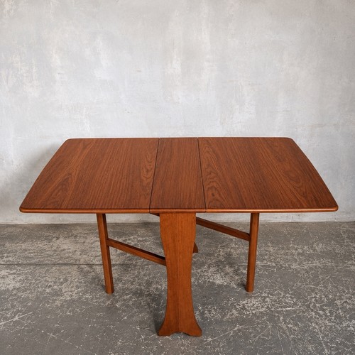 Mid century compact - mid,