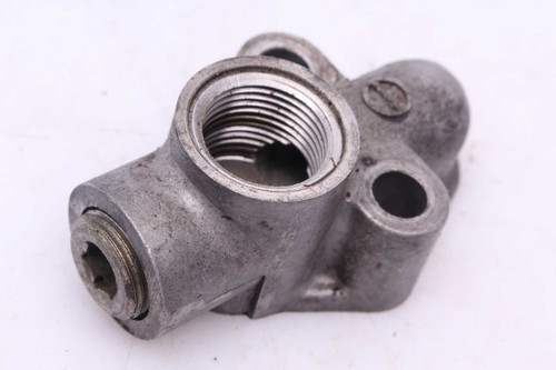 Engine cover distributor