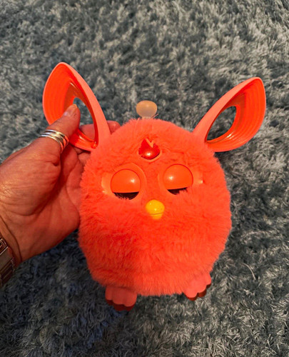 Hasbro furby connect - furby,