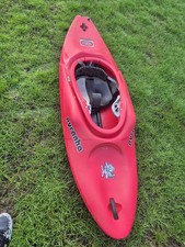 Pyranha S8 225 Kayak