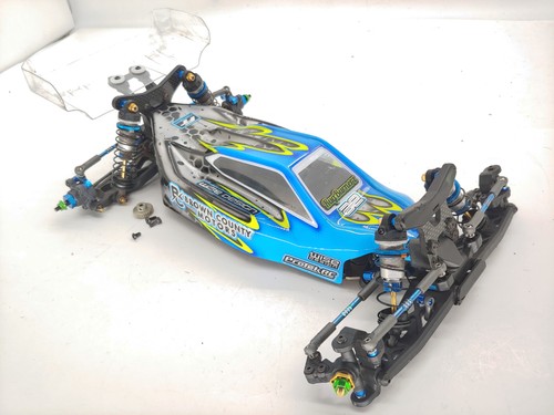 Upgraded team associated b7 - team,