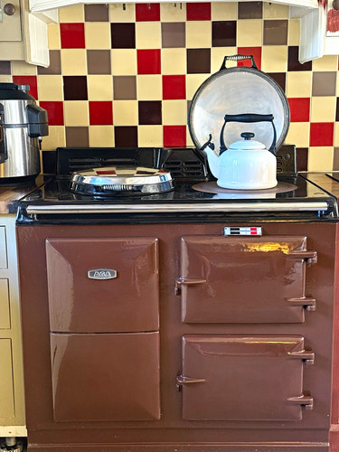 Aga heat storage range cooker - storage,