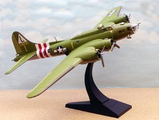CORGI AA33302, BOEING B-17F, FLYING FORTRESS, "SWEET AND LOVELY", USAF 533rd Sqn