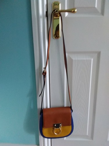 Bnwot saddlebag style handbag - style,