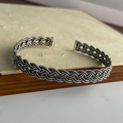 Solid 925 sterling silver - solid,