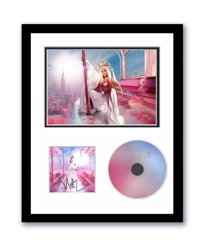 Nicki minaj autographed signed - minaj,