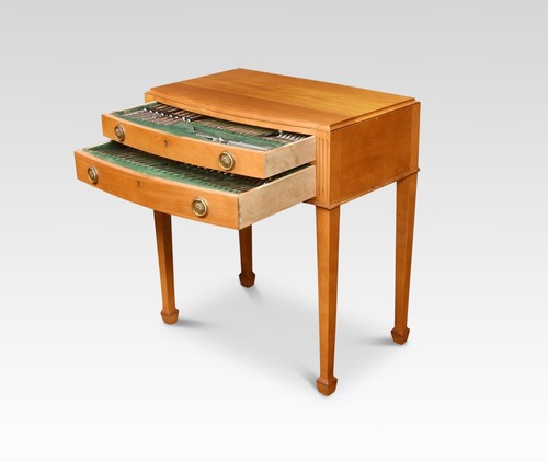 Walnut cased canteen - walnut, of