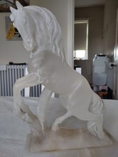 Translucent hand carved alabaster rearing horse statue (M.I.LY 57/71)
