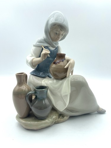 Lladro porcelain figurine - lladro,