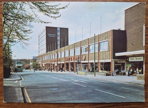Arndale parade headingley - parade,