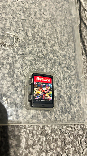 Nintendo mario kart deluxe - mario, 8