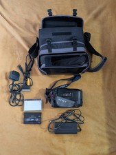 Sony CCD-TR411E Video8 Tape XR Video Camcorder Handycam Complete Working Set