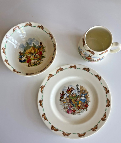 Royal doulton bunnykins - royal,