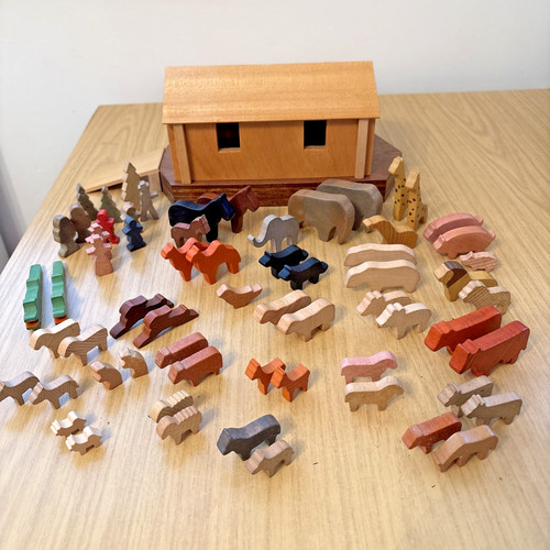 Zh8 wooden noah - noah's, ark