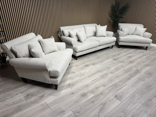 Laura ashley lynden style - lynden,