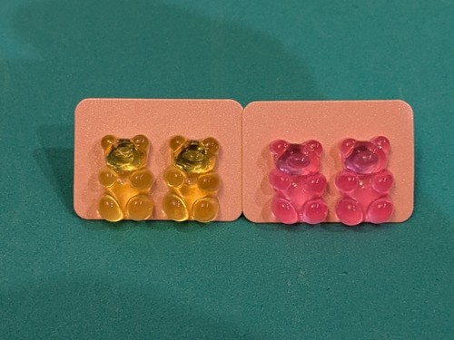 Super cute gummy bear stud - gummy,