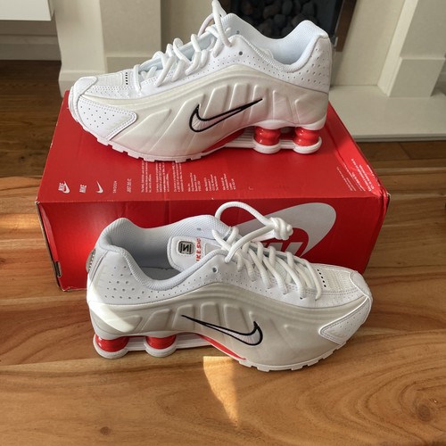 Size nike shox - 4.5, (gs)