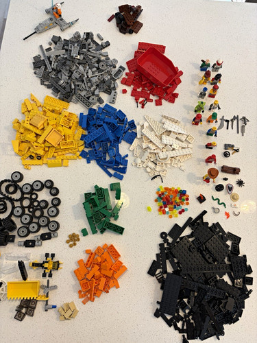 Lego bulk lot mixed bricks - bulk,