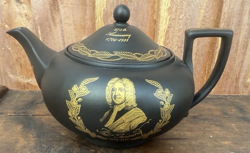 Wedgwood twinings teapot - twinings, black