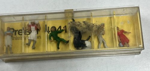 One pack preiser - of,