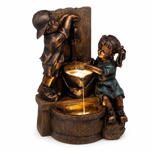 Crafts statues kissing - statues,