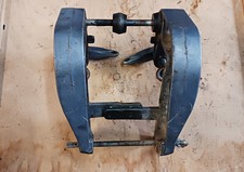 JOHNSON EVINRUDE OUTBOARD ENGINE TRANSOM G-CLAMPS.20-25hp USED.