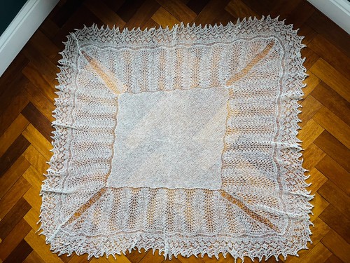 Vintage very fine hand knit - fine,
