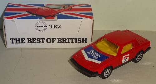 Corgi juniors triumph tr7 - corgi,