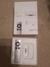 APPLE UNIVERSAL DOCK GENUINE