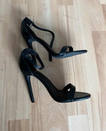 Ladies new black heeled shoes - new,