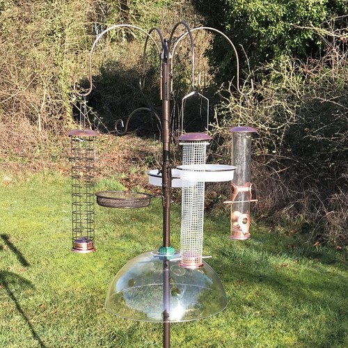 Metal bird feeding station - metal,