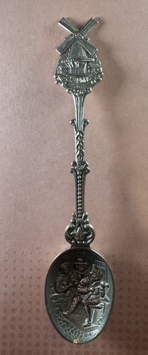 Vintage dutch souvenir spoon - souvenir,