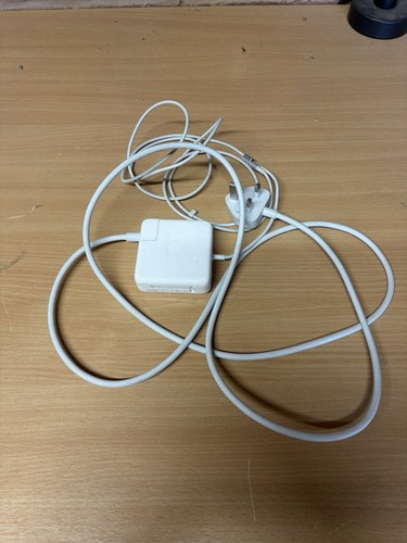 Apple macbook laptop charger - macbook,