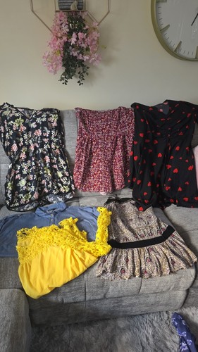 Ladies clothing bundle size - size, 10