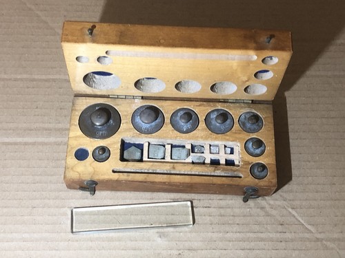 Box antique laboratory - box, /