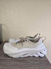 Crocs Echo Surge Crackle size