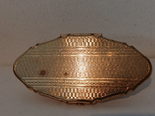 Vintage stratton gold - vintage,