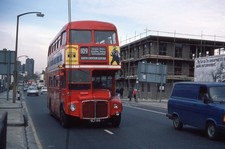 Original LONDON TRANSPORT BUS Slide  AEC Routemaster RM195  A23 at Elephant 1985