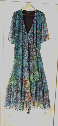 Bnwt roman butterfly - bnwt,