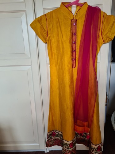 New indian designer - new,,