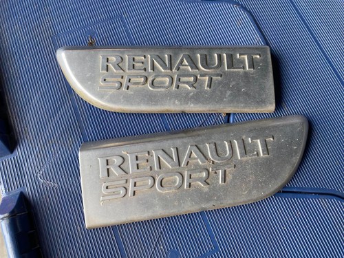 Renault megane r26 door badges - megane,